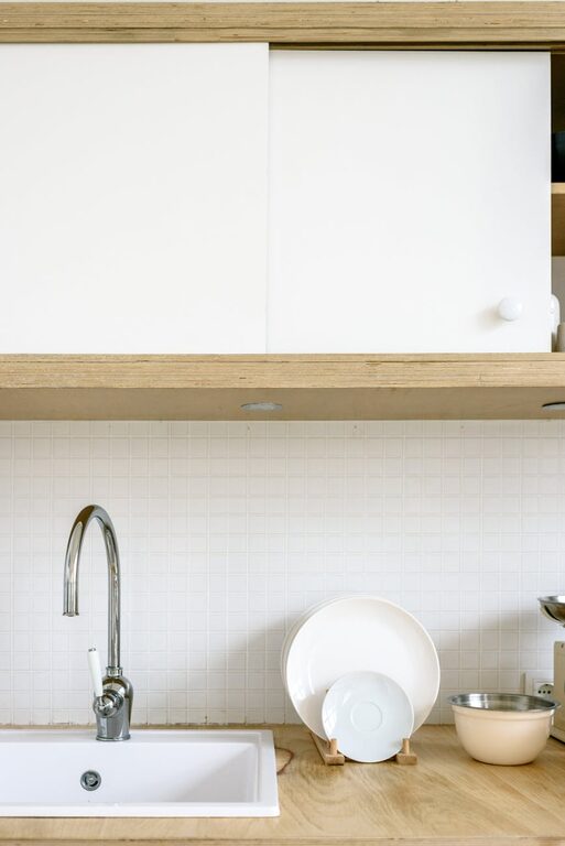 How to Make Your Kitchen Counters Clutter-Free in Simple Steps